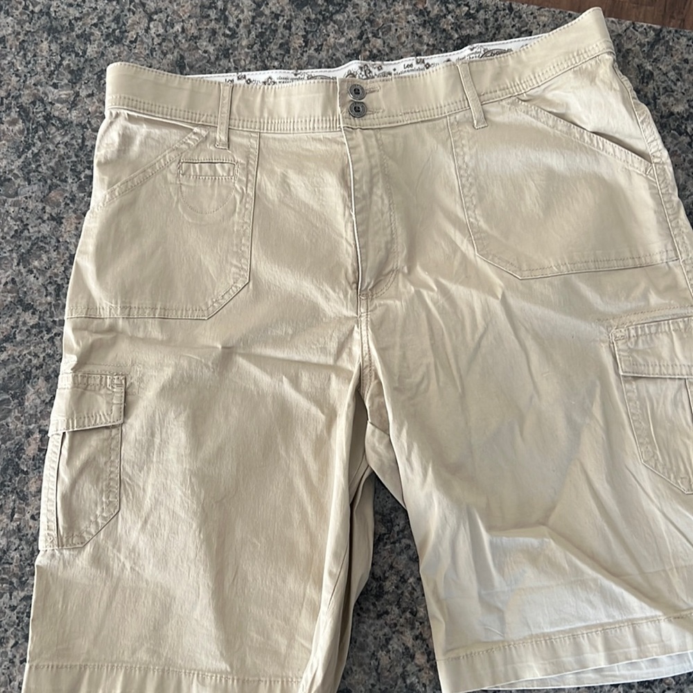 Lee cargo shorts 🩳